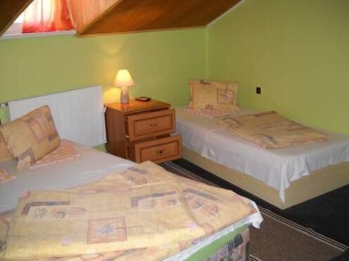 Mikulov Inn - penzion a vinny sklep Venuse - Photo4