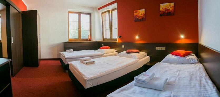 Hotel Best Ostrava - Photo2