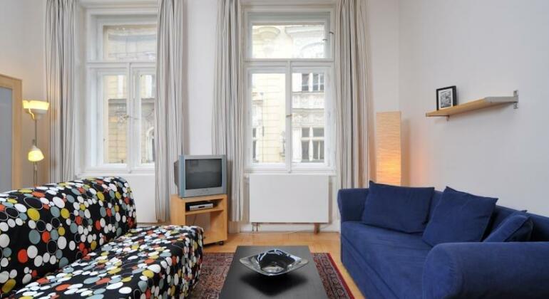 Adalbert Apartments - Photo5