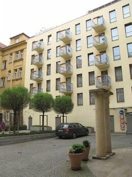 Aparthotel Austria Suites - Photo3