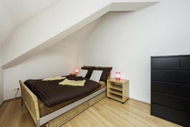 Apartman Opatovicka - Photo2