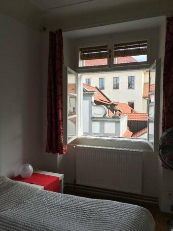 Apartman primo v srdci Prahy s vyhledem na hrad - Photo2