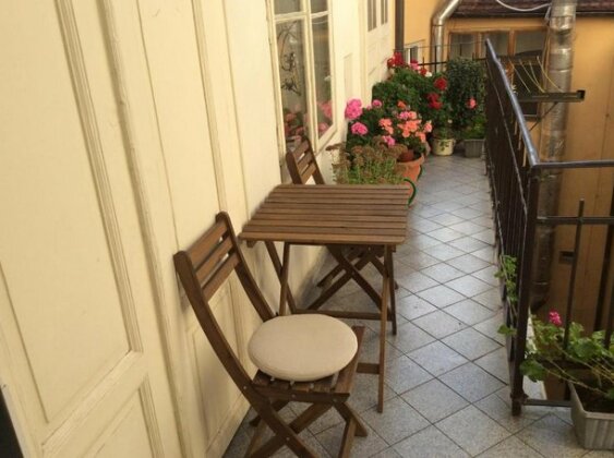 Apartment Amadeus Prague - Photo3