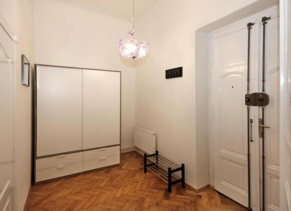 Apartment Pstrossova Prague - Photo3