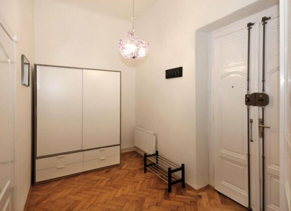 Apartment Pstrossova Prague - Photo3