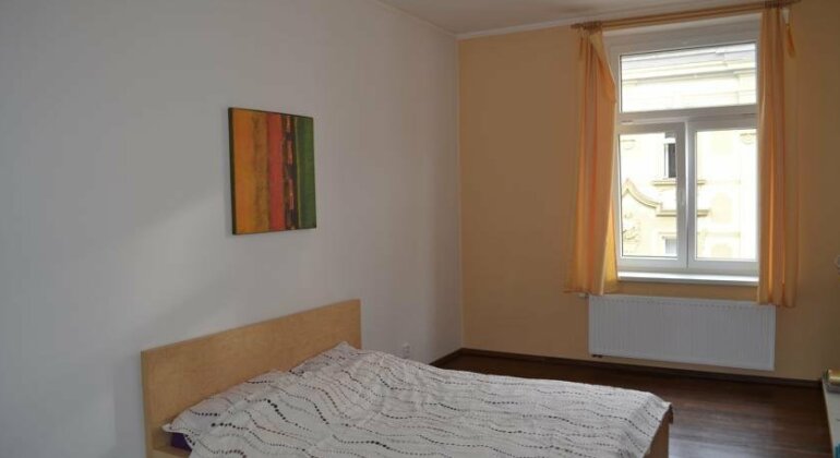 Apartments on Orelska 589