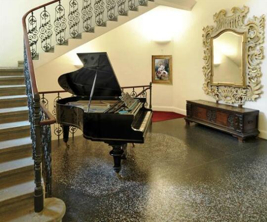 Assenzio Hotel - Photo2