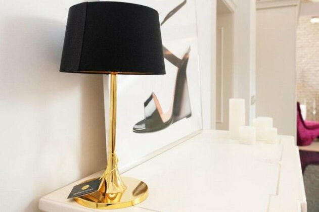 Center Location Luxury - Photo3