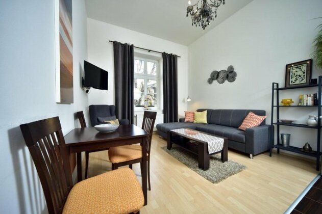 Central courtyard apartment Prague - Photo3