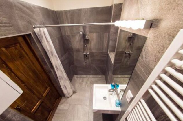 Classic double room with shower and toilet 6 - Photo4