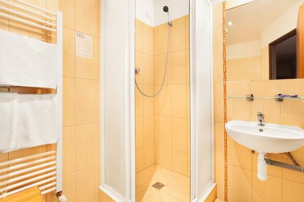 Cozy apartment in nice location - Photo5