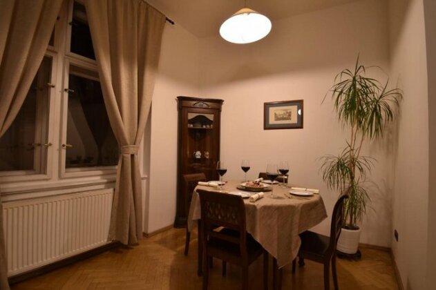 Cozy Flat by The Astronomical Clock - Photo5
