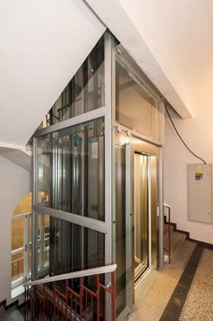 Dahlia Inn - Photo2