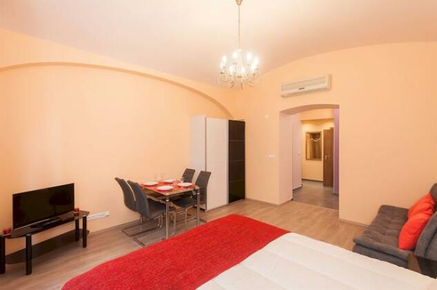 Dahlia Inn - Photo5