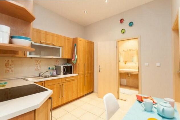 Dlouha Apartment with balcony - Photo4