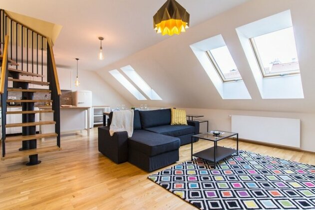 Duplex Design Apartment in Karlin by easyBNB - Photo2