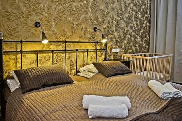 Elen's Apartments - Photo2