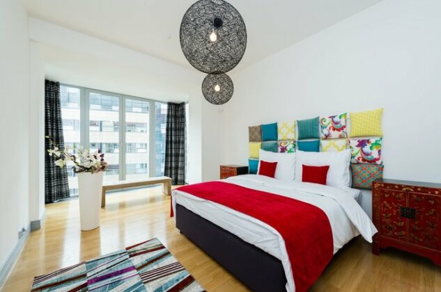 EMPIRENT Aquarius Apartments - Photo3