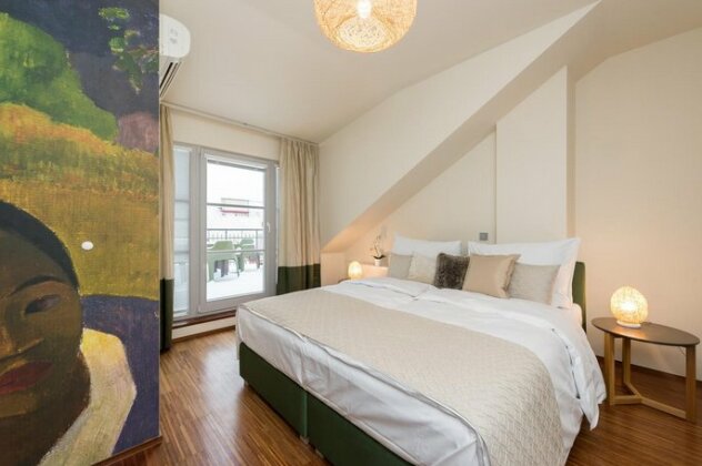 EMPIRENT River Apartments - Photo2