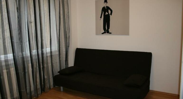 Epstein Apartments - Photo5
