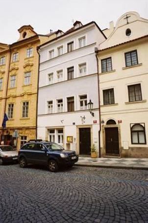 Golden Horse House Bed & Breakfast Prague