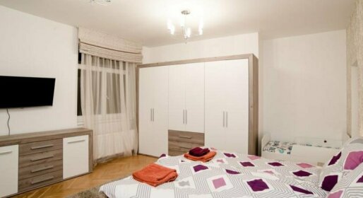 Gorgeous Apartment on 20 Lipova