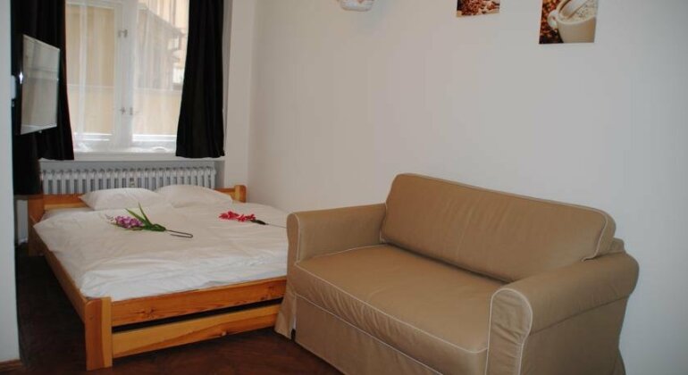 Happy Guest National Theatre Apartment - Photo3