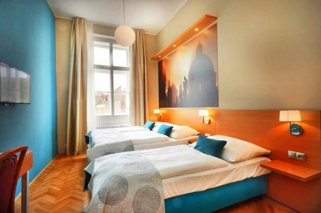 Hotel Adler Prague - Photo2