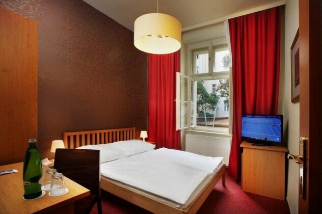 Hotel Brixen Prague - Photo4