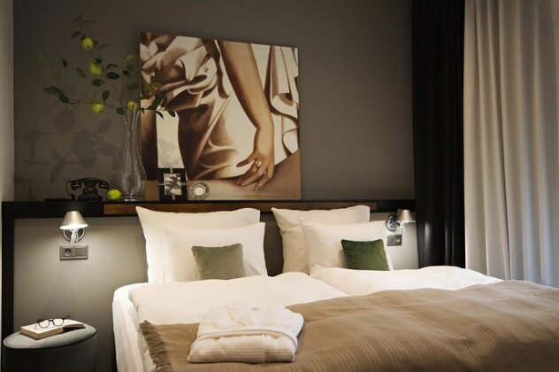 Hotel Republika & Suites - Photo2