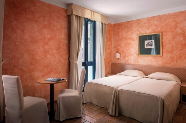 Hotel Roma Prague - Photo4