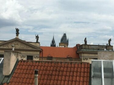 Incredible 2Br/2Ba Loft in Heart of Prague