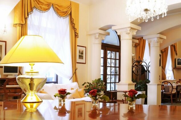 Louren hotel - Photo2