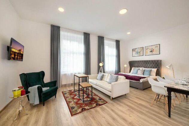 Luxurious Apartments Karlin - Photo2
