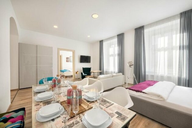 Luxurious Apartments Karlin - Photo3