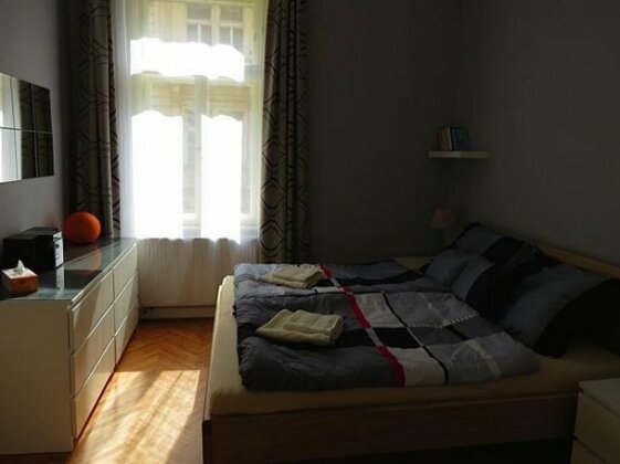 Modern Apartment near the river - Photo2