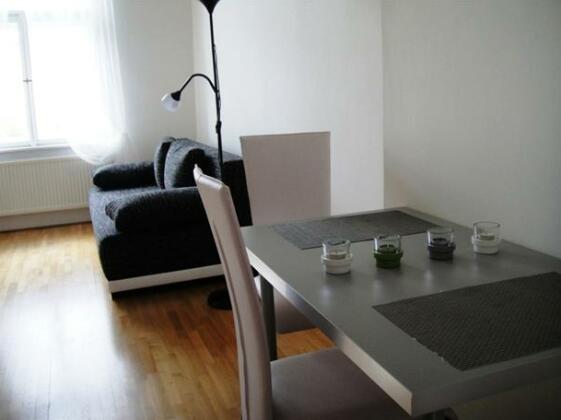 Modern Apartment Riegrovy sady - Photo5