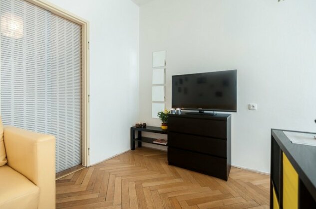 Na Zborenci Design Apartments - Photo4