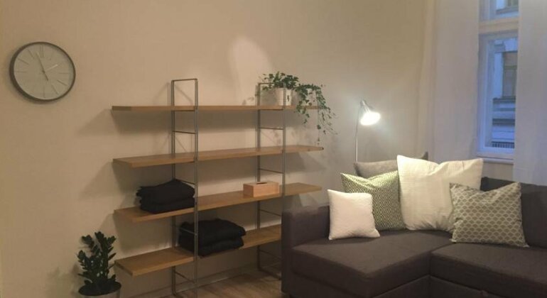 NEW cosy spacious 2BD apt in PRG's city centre - Photo5