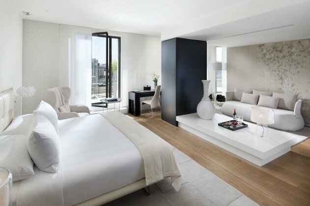 Old Town Boutique Suites - Photo2