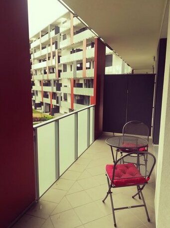 Palmovka Terrace Apartment - Photo3