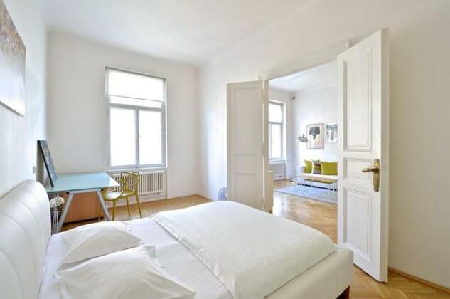 Prague Luxury Apartment - Photo4