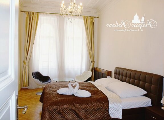 Prague Palace - Luxurious apartment - Photo2