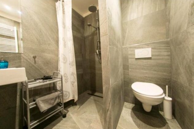 Private apartment 4 - Photo5