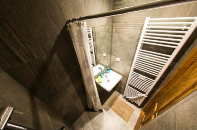Qaudruple room 5 - Photo4
