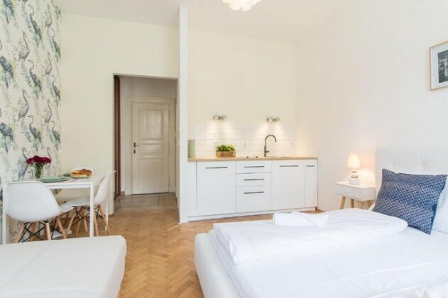 Renovated Studio in the Historical Center by easyBNB - Photo2