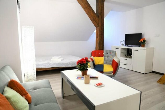 Republic Square Loft Apartments - Photo4