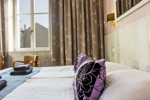 Royal Court Hotel - Photo5