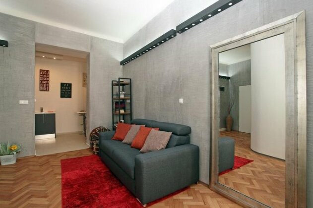 The Apartment House Opatovicka - Photo3