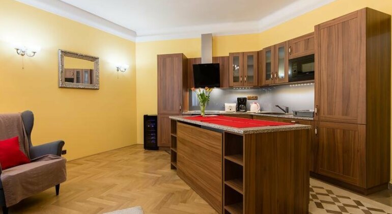 Tynska Luxury Apartment - Photo3